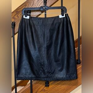 Wilson Leather Skirt Maxima Black Leather pencil lined SZ. 10 Excellent